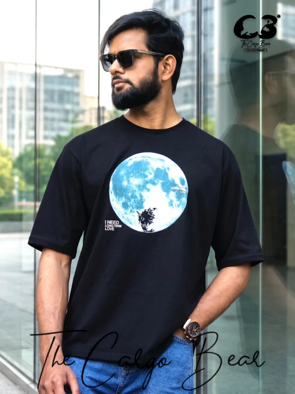 The Cargo Bear white oversized T-shirt with moon graphic, premium cotton streetwear outfit